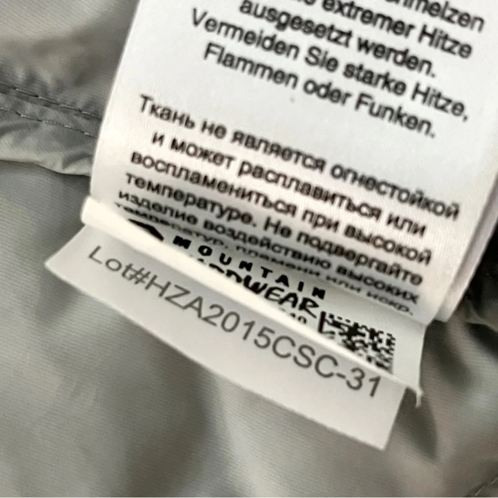 Mountain Hardware Down Vest - Picture 11 of 12